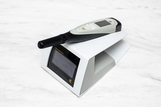 レーザー光線虫歯検出器「ダイアグノデント」